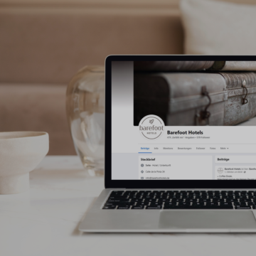 Kopie von Kopie von Beige Weiß Modern Minimalist Laptop Mockup Webseite Produkt Launch Instagram Post