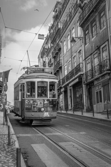 Location lisbon bw
