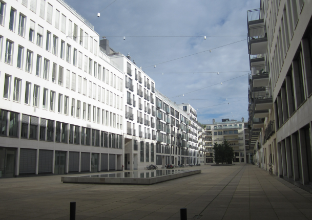Innenhof der Bürogebäude in der Nymphenburgerstraße