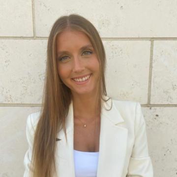 Online Birds Mitarbeiterin Antonia Tilch